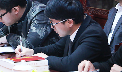 “東方魂杯”大學(xué)青年榜樣激勵(lì)賽第十一次學(xué)習(xí)會(huì)簡報(bào).png